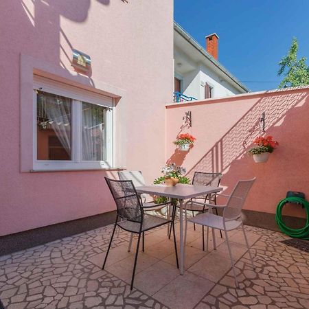 Two-Bedroom Apartment In Crikvenica Xcvii Экстерьер фото
