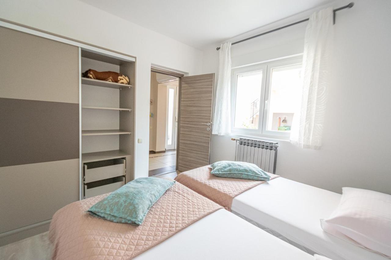 Two-Bedroom Apartment In Crikvenica Xcvii Экстерьер фото