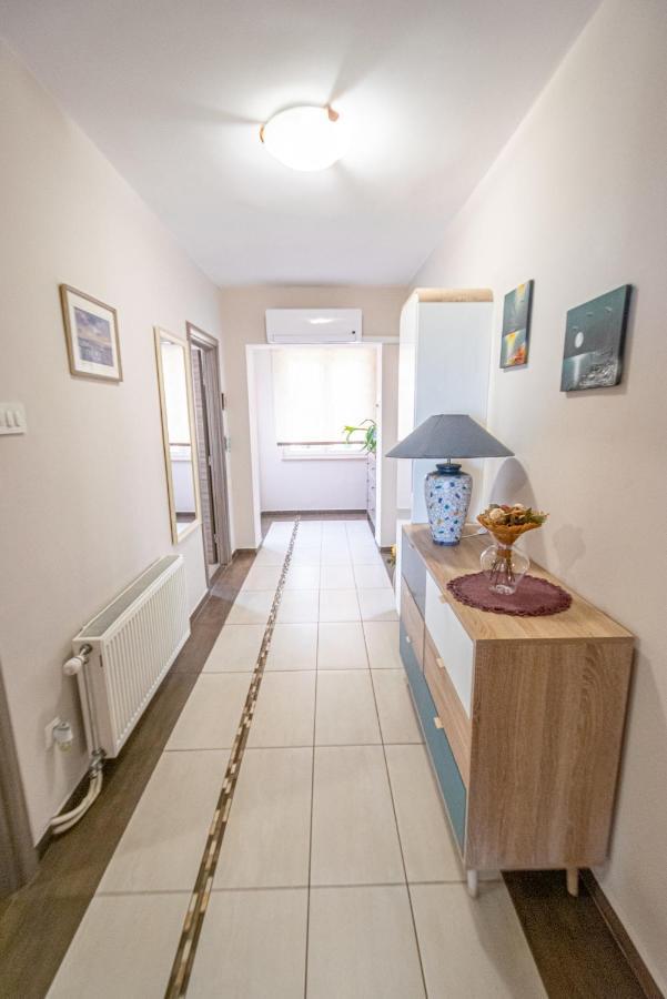 Two-Bedroom Apartment In Crikvenica Xcvii Экстерьер фото